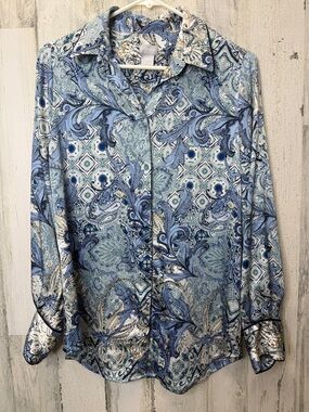 Chico's Light Blue Paisley & Tile Print Button-Up Shirt